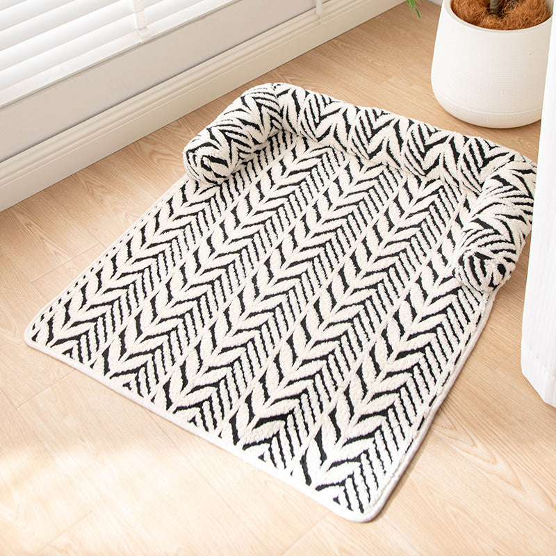 PawLab fuzzy sofa pet mat